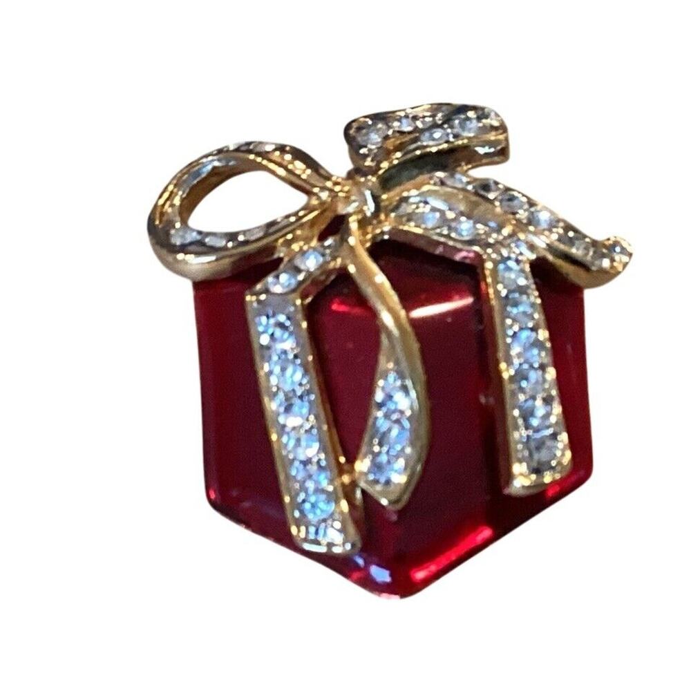 Elegant Christmas Gift Package Pin Brooch Gold Red Crystals OTC